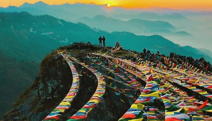 mussoorie,mussoorie travel,holidays in mussoorie,best time to visit in mussoorie,tourist destinations in mussoorie,mussoorie travel guide