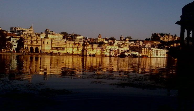 varanasi,varanasi tourism,tourist places in varanasi,holidays,india tourism,travel