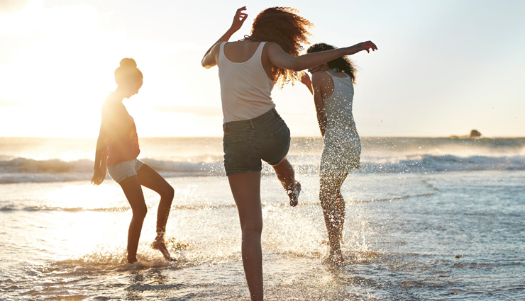 reasons to happy all the time,tips to stay happy,happiness tips,relationship tips