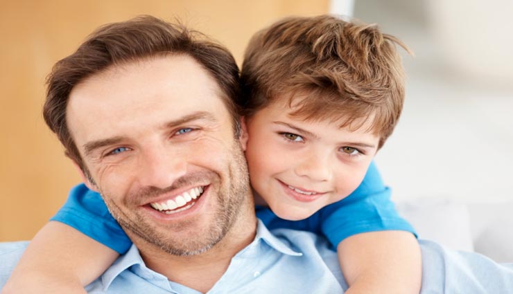 Father's Day Special: इस खास मौके पर अपने पिता को दे ये तोहफे, उनके चहरे पर आएगी खूबसूरत मुस्कान
