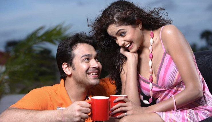 happy relationship signs,healthy relationship indicators,relationship happiness,signs of a supportive partner,positive relationship traits,relationship trust,constructive arguments,comfort in relationships,feeling secure in love,authentic self in relationships,relationship transparency,family comfort in relationships,communication in relationships