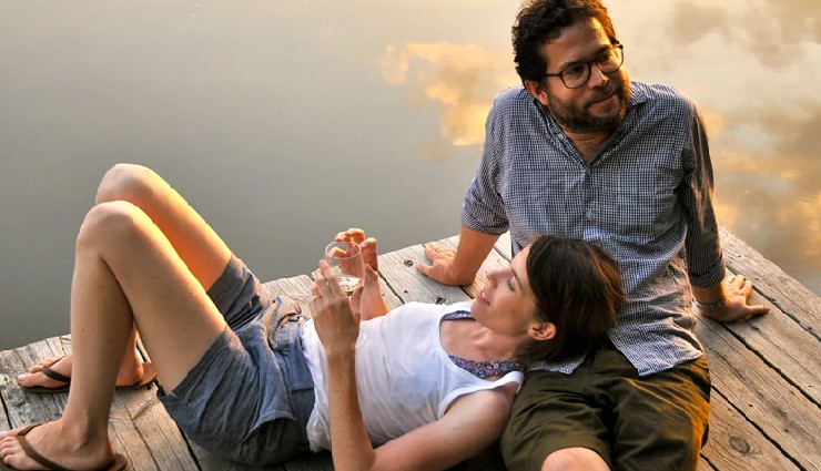 happy relationship signs,healthy relationship indicators,relationship happiness,signs of a supportive partner,positive relationship traits,relationship trust,constructive arguments,comfort in relationships,feeling secure in love,authentic self in relationships,relationship transparency,family comfort in relationships,communication in relationships