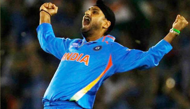इंटरनेशनल वनडे में हैट्रिक लगाने वाले 5 भारतीय गेंदबाज indian bowlers,hat trick in international cricket,chetan sharma,harbhajan singh,kapil dev,irfaan pathan,kuldeep yadav,india cricket team