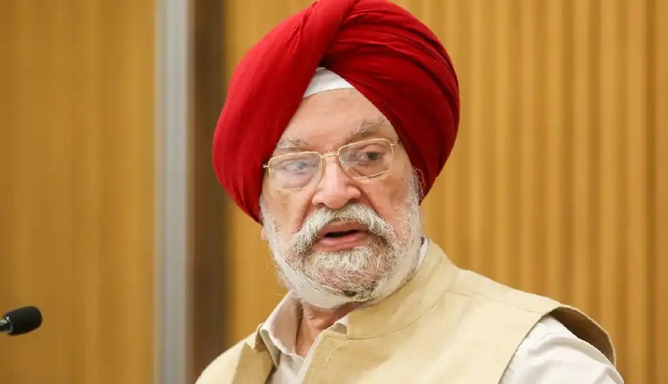 एथेनॉल मिश्रित पेट्रोल से घटेगा गाड़ी का माइलेज? सरकार ने दिया बड़ा जवाब, बताए इसके फायदे और आगे की योजना