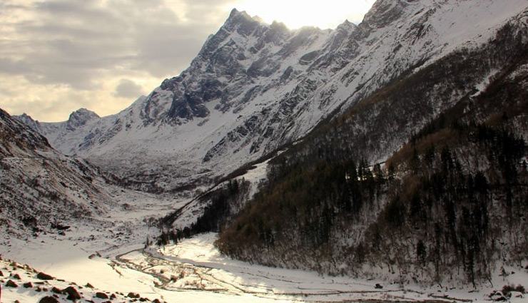 backpacking trails in india,seven sisters trek,har ki doon,darjeeling,gokarna,hampi,travel,holidays,tourism