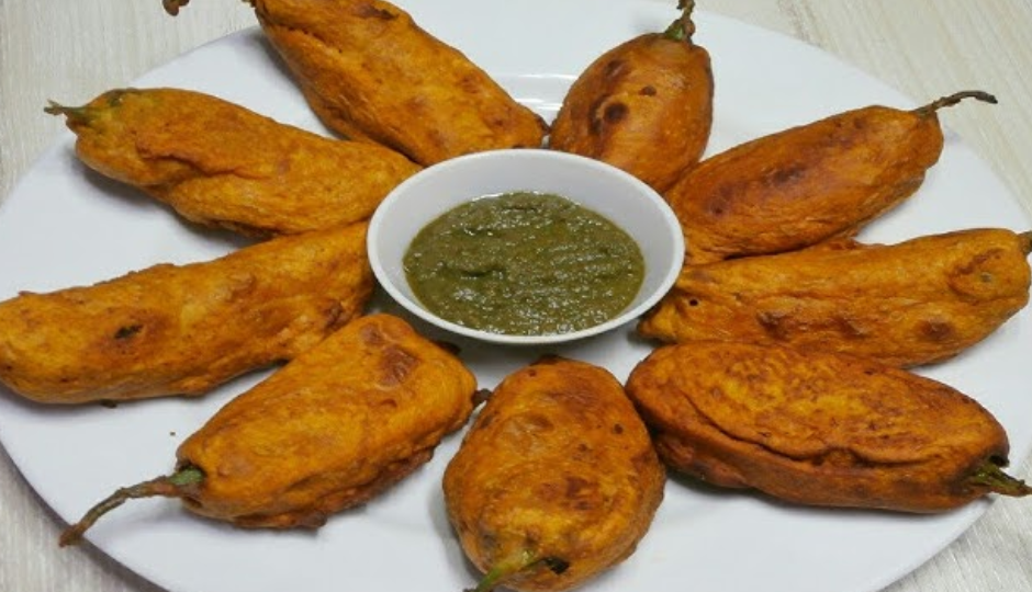 hari mirch pakoda,hari mirch pakoda ingredients,hari mirch pakoda recipe,hari mirch pakoda tasty,hari mirch pakoda delicious,hari mirch pakoda monsoon,hari mirch pakoda rainy season,green chilli