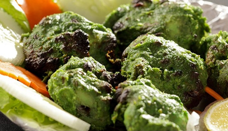 hariyali chicken recipe,indian hariyali chicken,green chicken curry,indian green chicken,cilantro chicken,coriander chicken,mint chicken,yogurt chicken,grilled hariyali chicken,easy hariyali chicken,healthy hariyali chicken