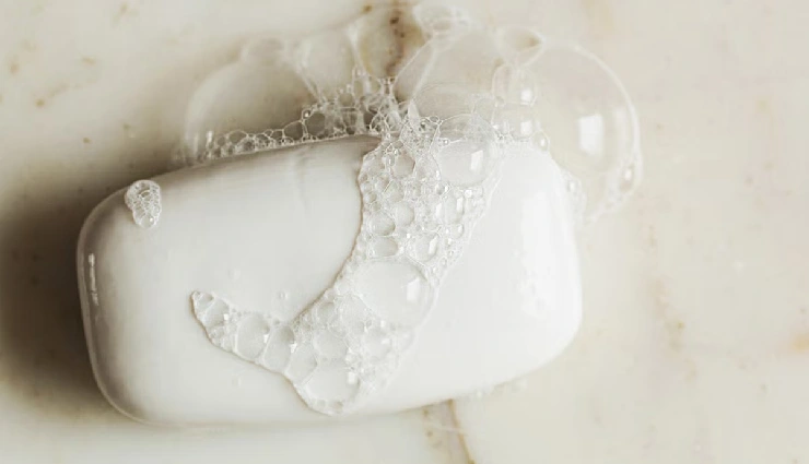 rough skin remedies,dry skin care tips,flaky skin treatment,smooth skin home remedies,skincare routine for rough skin,moisturizing tips for dry skin,how to treat rough patches,eliminate dry flaky skin