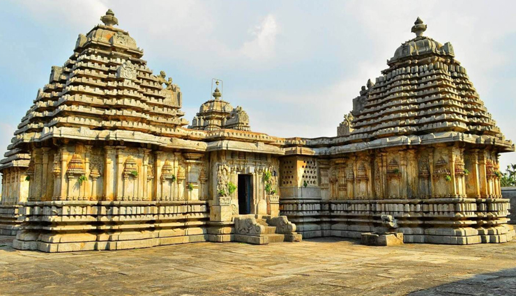 hassan,places to visit in hassan,tourist attraction in hassan,gorur dam,shettihalli church,hasanamba temple,lakshmi devi temple,maharaja park,ishvara temple