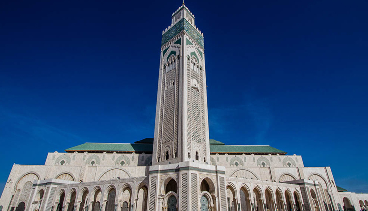 most beautiful mosques to visit,stunning mosques around the world,exquisite places of worship: beautiful mosques,must-see mosques with breathtaking beauty,visiting the world most gorgeous mosques,exploring the beauty of iconic mosques,traveling to stunning mosques worldwide,mesmerizing architectural wonders: beautiful mosques,touring the world most picturesque mosques,mosque tourism: experiencing beauty in places of worship