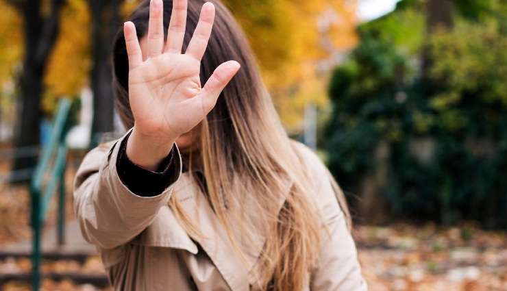 8 Signs That You are a Misanthrope Yourself