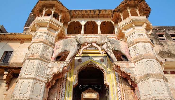 places to explore in bundi,top attractions in bundi,best places to visit in bundi,bundi travel guide,must-see spots in bundi,bundi tourist places,historical sites in bundi,bundi sightseeing,bundi rajasthan attractions,things to do in bundi