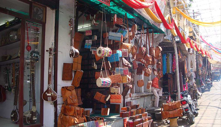 rajasthan,traditional shopping in rajasthan,rajasthan markets,rajasthan tourism,tourist places in rajasthan,travel guide,travel tips,holidays
