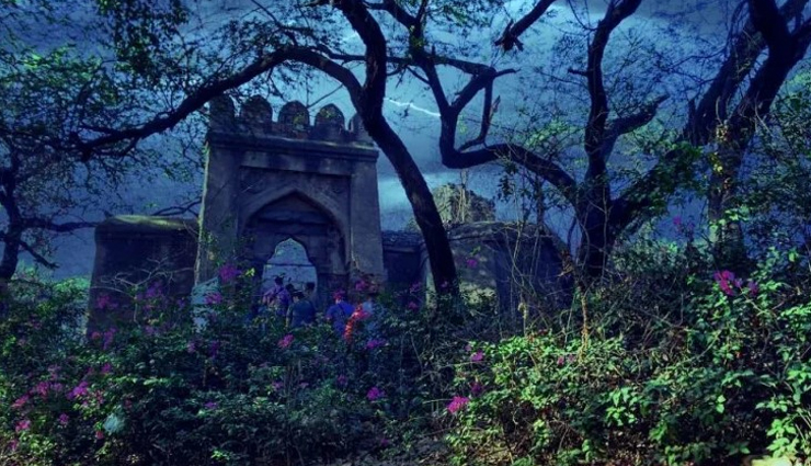 haunted places in delhi,delhi,haunted places,sanjay van,feroz shah kotla fort,jamali kamali tomb & mosque,bhuli bhatiyari mahal,house no w 3,greater kailash 1,delhi mutiny house,kashmere gate
