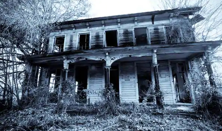 haunted places in india,india,haunted places,bhangarh fort,rajasthan,agrasen ki baoli,delhi,shaniwar wada,pune,national library,kolkata,kuldhara village,rajasthan