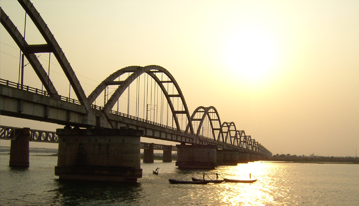 अद्भुत नजारा पेश करते हैं भारत के ये प्रसिद्द रेलवे ब्रिज, खिड़की की सीट मिलना रहेगा रोचक india iconic railway bridges,famous railway bridges in india,must-see railway bridges in india,exploring india renowned railway bridges,top railway bridges in india,indian railway bridge marvels,engineering wonders railway bridges in india,historical railway bridges of india,india impressive railway bridge infrastructure,bridges that define india railway network