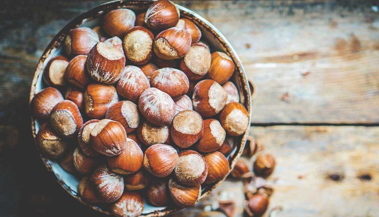 5 Proven Health Benefits of Hazelnuts