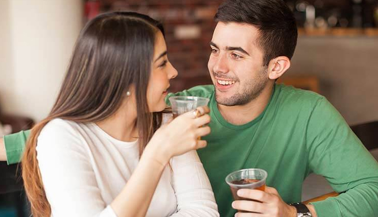 man fancies about you,signs that man fancies about you,relationship,relationship tips