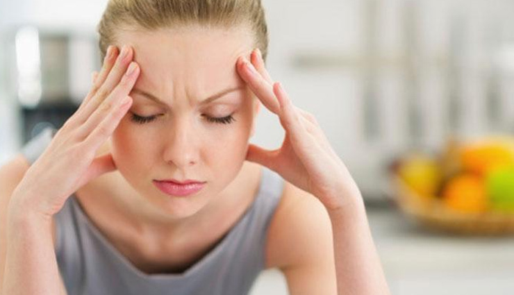 मिनटों में मिलेगा सिरदर्द से छुटकारा इन 5 घरेलू उपायों की मदद से