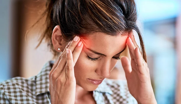 दवा के सेवन से नहीं इन घरेलू उपायों की मदद से पाए सिरदर्द से छुटकारा