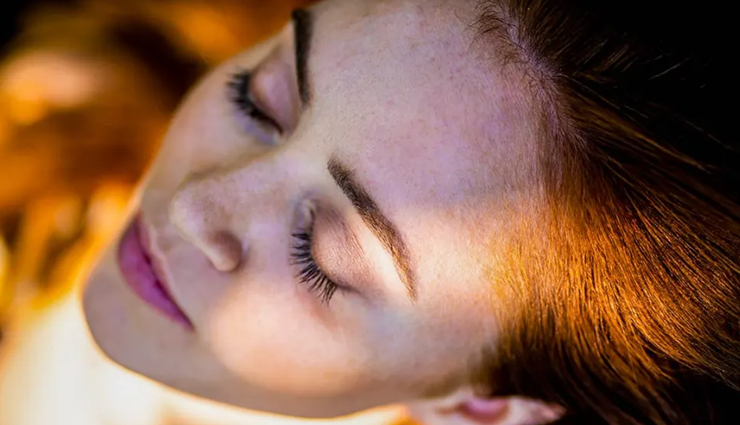 10 Habits That People With Beautiful Skin Follow