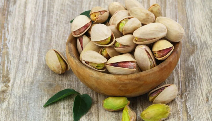 5 Health Benefits of Eating Pistachios