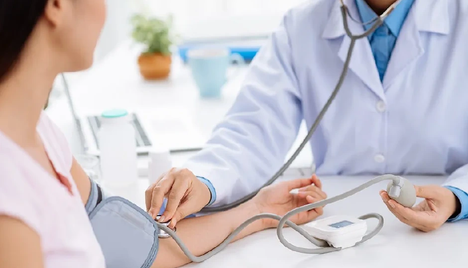 20 की उम्र के बाद कराएं ये जरूरी हेल्थ टेस्ट, महिलाओं के लिए बेहद जरूरी हैं ये चेकअप