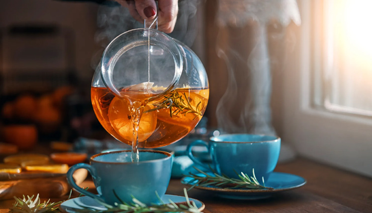 गर्मियों में पीएं ये 5 हेल्दी चाय, शरीर को मिलेगी ठंडक, थकावट भी होगी दूर