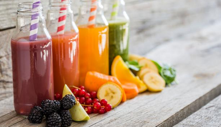 बारिश के दिनों में बीमारियों से लड़ने की ताकत देंगे ये 5 जूस