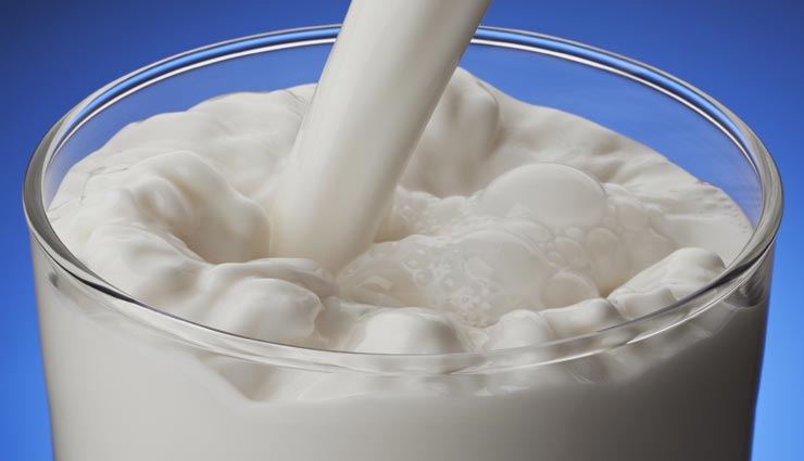 Summer Special : गर्मियों के दौरान दूध हजम होने में आती हैं दिक्कत, लें इन उपायों की मदद