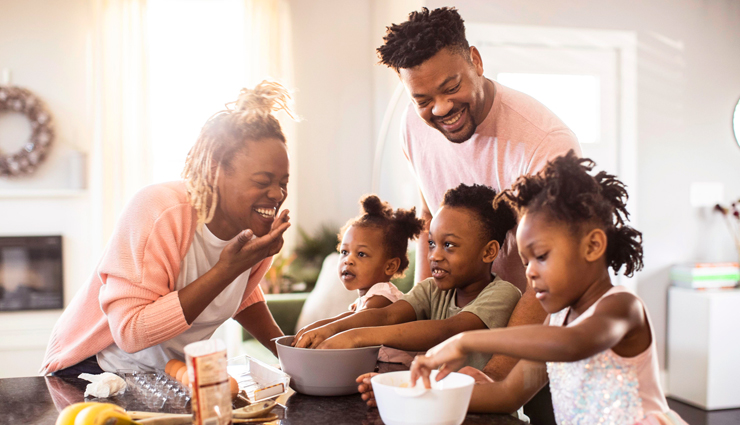 healthy family relationships,tips for healthy family relationships,how to build a healthy family,strong family bonds,importance of family relationships,ways to improve family relationships,maintaining healthy family dynamics,communication in family relationships,family bonding tips,creating a positive family environment