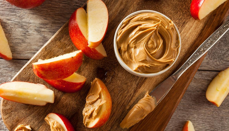 a small sandwich,fresh fruits and nuts,baby carrots with a dip,apples and peanut butter,yogurt and fruit,trail mix,popcorn,healthy snacks,Health tips,fitness tips