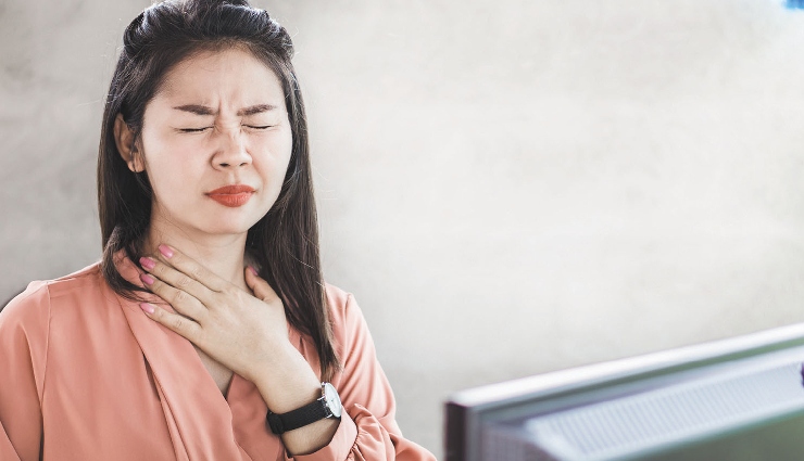 common health problems,ignored health issues,early health warning signs,signs of serious illness,unexplained symptoms,when to see a doctor,health concerns,daily health problems,overlooked medical issues,chronic health warning signs,personal well-being tips