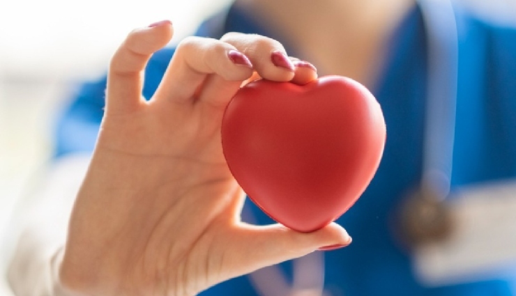 ginger water benefits,ginger infusion,gingerol health benefits,natural digestion aid,reduce nausea naturally,boost immunity with ginger,anti-inflammatory drinks,traditional medicine,homemade ginger water,daily health routine,natural wellness drinks