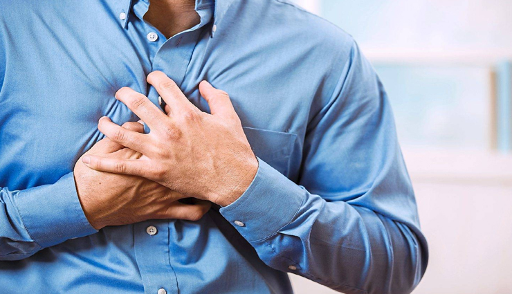 papaya intolerance,papaya allergic reactions,papaya digestion issues,papaya allergy symptoms,who should avoid papaya,papaya adverse reactions,papaya sensitivity,papaya health precautions,papaya side effects,papaya contraindications