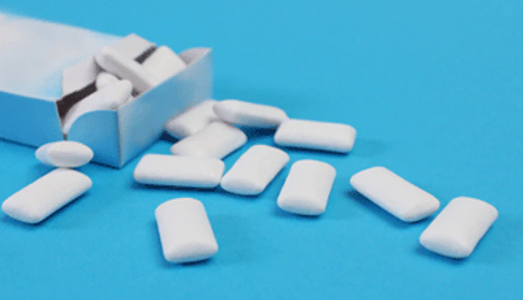 baking soda,aloe juice,sugar-free gum,apple cider vinegar,eat a banana,home remedies to treat heartburn,treat heartburn during summers,summer care tips,Health tips,fitness tips