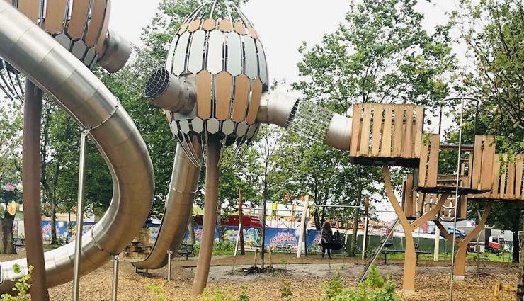 largest city parks in england,england biggest urban parks,urban green spaces in england,expansive city parks in the uk,green oases in english cities,england vast urban green areas,iconic city parks in england,recreational parks in english cities,england urban natural retreats,exploring city parks in england