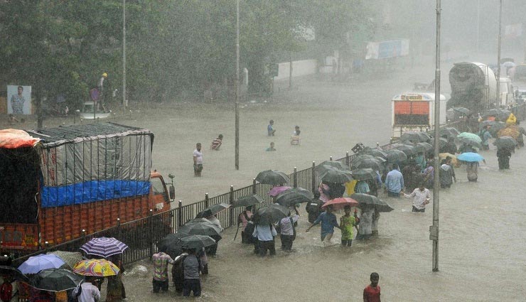 आसमानी आफत : 9 राज्यों में अब तक 221 लोगों की मौत, सैकड़ों लापता