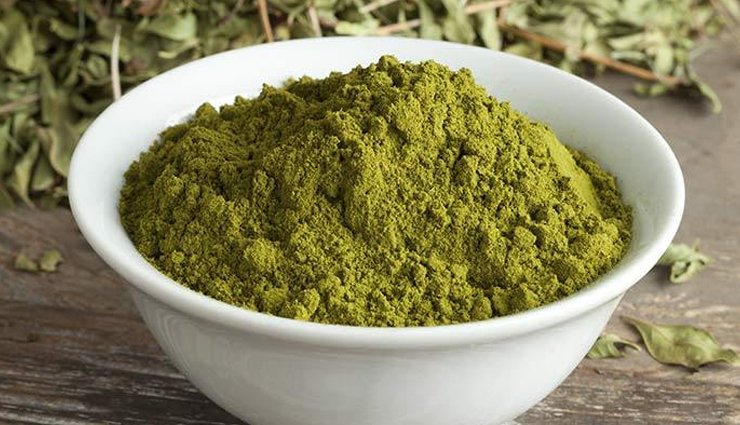 7 Amazing Benefits of Applying Henna Hair Packs