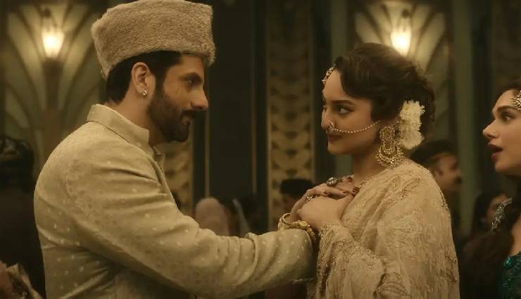suchitra krishnamoorthi,actress suchitra krishnamoorthi,shekhar kapur,suchitra shekhar divorce,heeramandi the diamond bazar,sanjay leela bhansali,manisha koirala