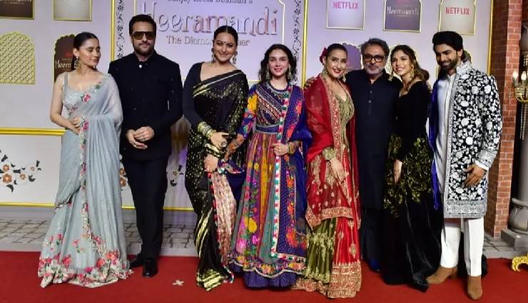 ‘हीरामंडी’ की स्पेशल स्क्रीनिंग में पहुंचे रेखा-सलमान सहित ये सितारे, ऋतिक की एक्स वाइफ हुईं ऊप्स मूमेंट की शिकार