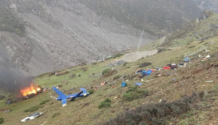 उत्तराखंड: केदारनाथ में बड़ा हादसा, हेलिकॉप्टर क्रैश में पायलट समेत 7 लोगों की मौत