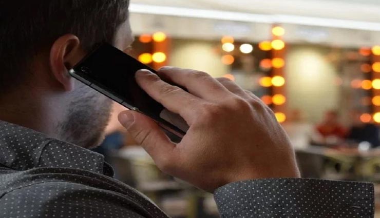 फोन उठाते ही हर कोई बोलता हैं 'हैलो', आखिर कहां से आया यह शब्द 