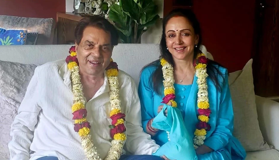 ‘वो मेरे लिए सब कुछ थे, दर्द बयां नहीं कर सकती’, धर्मेंद्र के निधन के बाद भावुक हुईं हेमा मालिनी