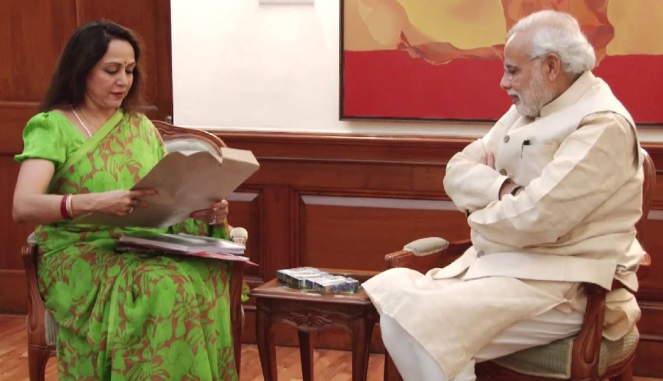 prime minister narendra modi,pm narendra modi,narendra modi birthday,narendra modi 75 years,shahrukh khan,aamir khan,anil kapoor,Akshay Kumar,kangana ranaut,Hema Malini