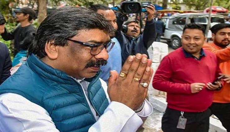 मुख्यमंत्री हेमंत सोरेन के दिल्ली आवास पहुँची ईडी, गिरफ्तारी की आशंका