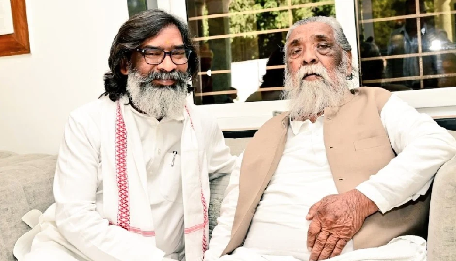 'पिता शिबू सोरेन भारत रत्न थे और सदैव रहेंगे', पद्मभूषण सम्मान पर बोले झारखंड CM हेमंत सोरेन