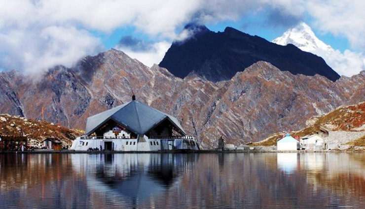 badrinath,badrinath tourism,badrinath travel,badrinath holidays,places to visit in badrinath,uttarakhand,uttarakhand tourism,uttarakhand travel,holidays,travel guide