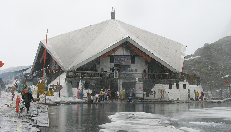 gurudwaras in india,famous gurudwaras in india,gurudwaras to travel,travel,travel guide,travel tips