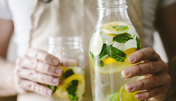 boost immunity during monsoon with drinks,drinks for strong immune system in rainy season,immune-boosting beverages for monsoon,herbal tea for monsoon immunity,turmeric latte benefits for immune system in rainy season,amla juice and monsoon immunity,lemon water for boosting immunity during the rainy season,green smoothies and immune system during monsoon,coconut water and monsoon immunity,pomegranate juice benefits for boosting immunity in rainy season